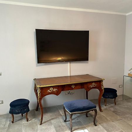 Villa Dom ピアチェンツァ エクステリア 写真