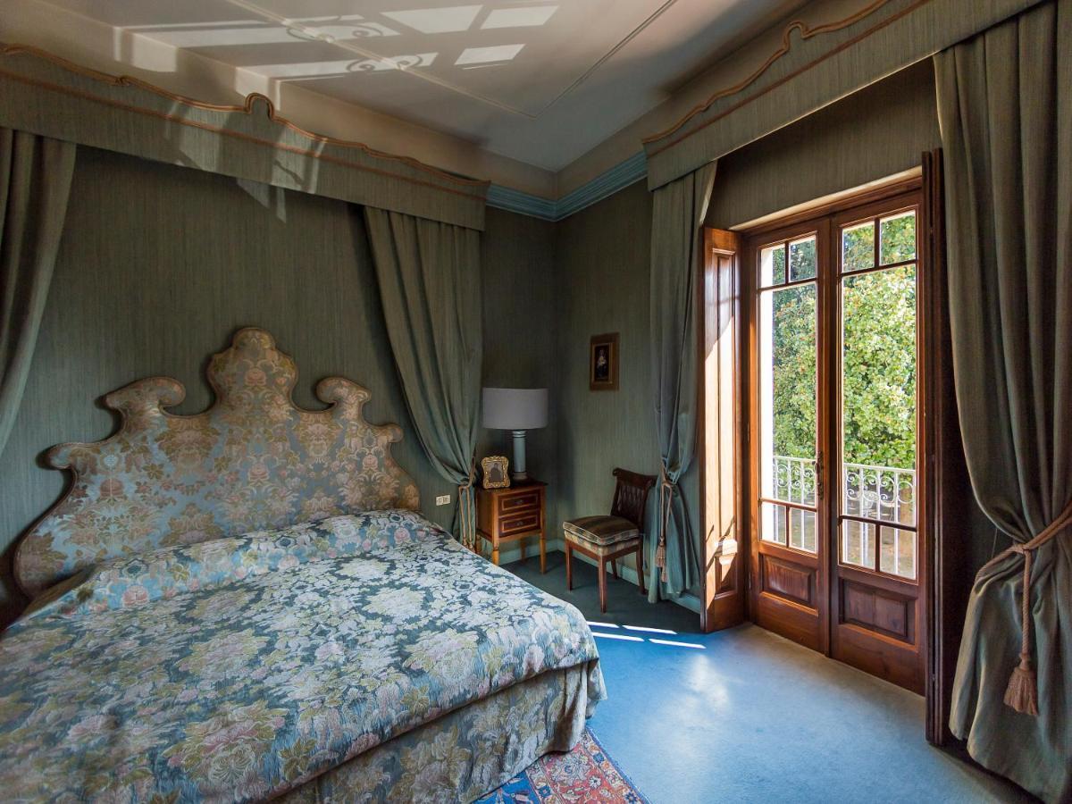 Villa Dom ピアチェンツァ エクステリア 写真