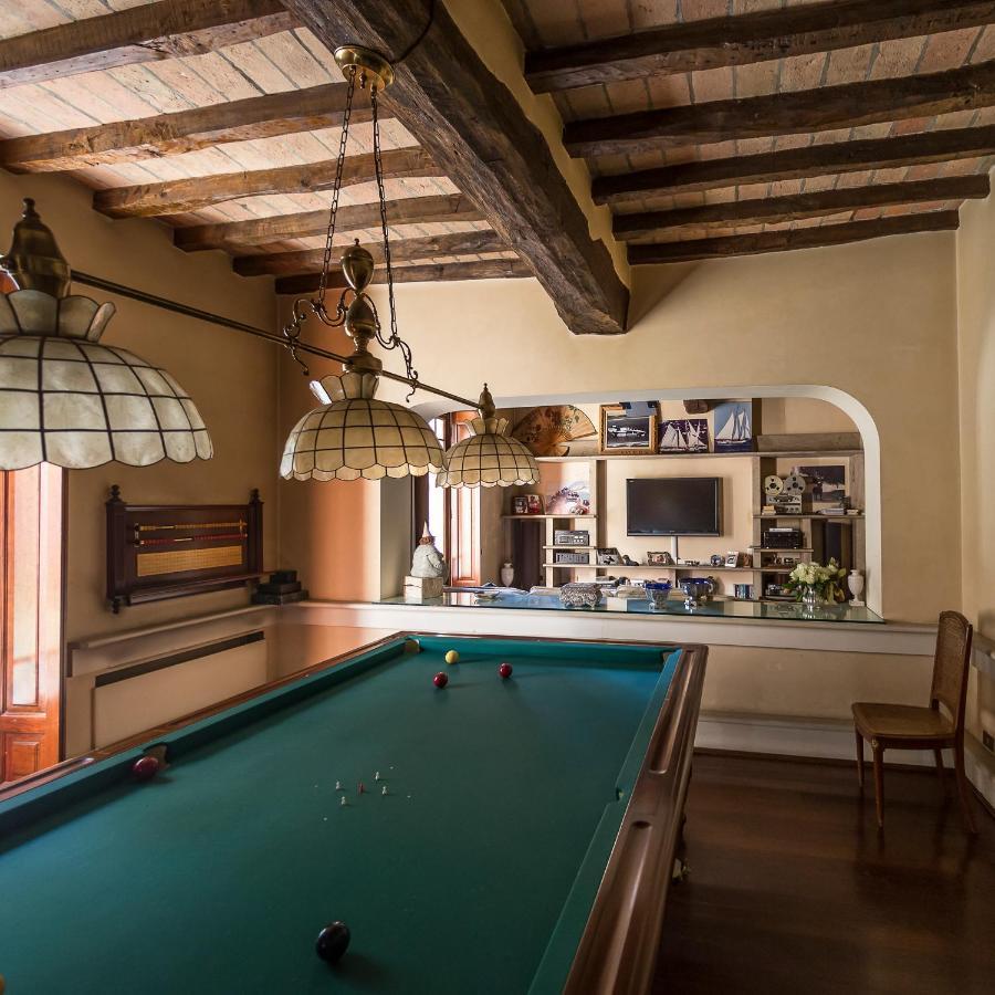 Villa Dom ピアチェンツァ エクステリア 写真